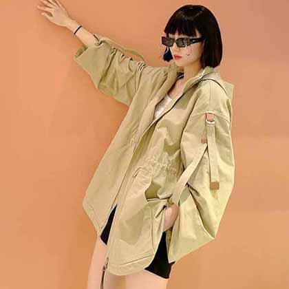 21秋冬新款風衣外套來襲啦百分百YB定制每年的秋冬季節里 風衣外套