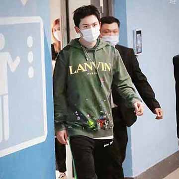 LANVIN浪凡美式街頭藝術感潑墨字母衛衣