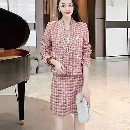 早秋新款小香風套裝，風格永存粗花呢