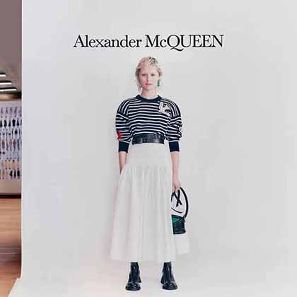 CELINE早秋針織開衫，秋冬衣櫥里少不了那么幾件基礎慵