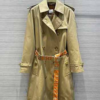 Burbery21早秋新品定位涂鴉印花藝術(shù)Trench風(fēng)衣！