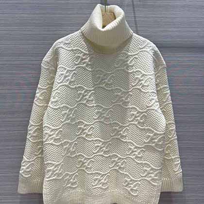 FEDI秋冬專柜同步新款系列立體logo高領針織大毛衣！