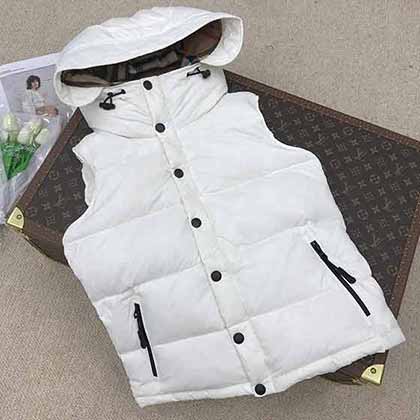 巴寶莉秋冬羽絨女馬甲背心 加厚保暖休閑時尚大品牌款羽絨連帽馬甲