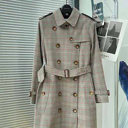 Burbery早秋經典肯辛頓版型威爾士親王格紋Trench風衣！