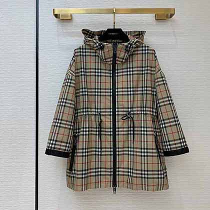 Burbery早秋Vintage 復古格紋沖鋒衣小外套