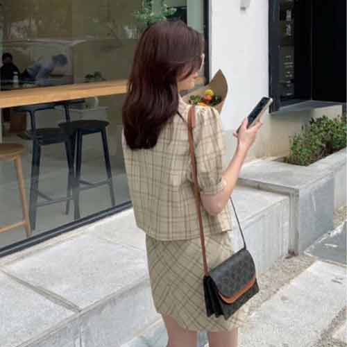 代買歐美大品牌包 老元素小經典不過時腋下包 斜跨小包真皮包