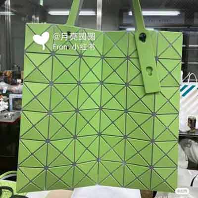 三宅一生原單新款磨砂新色，市場白色！
