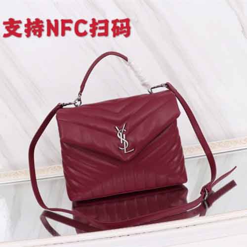 圣羅蘭紅色手袋，以熾烈紅詮釋法式浪漫！