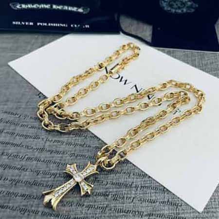 真品奢飾品網克羅心鑲嵌鉆字母項鏈 女士項鏈