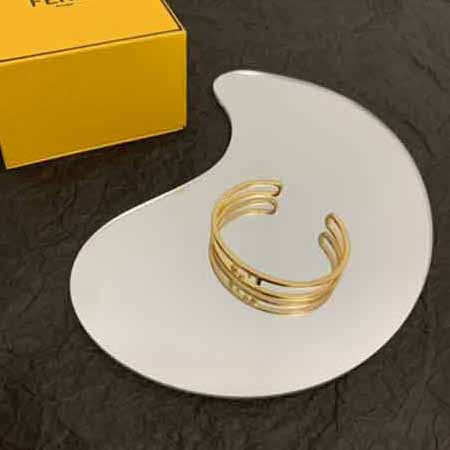 FENDI芬迪高定手鐲，簡約華麗，日常畢備！