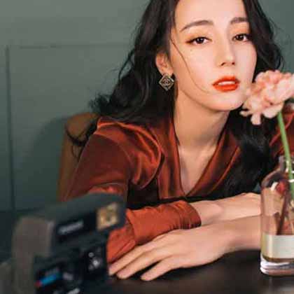 香奈大品牌同款四葉草花形耳釘 