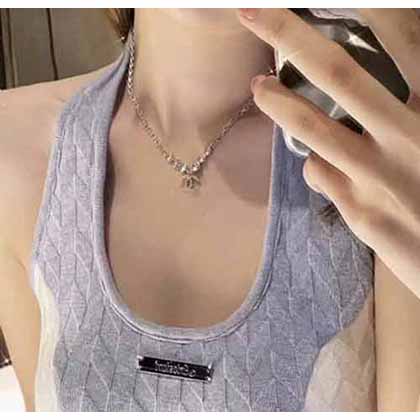 OHANEL雙C項鏈：優(yōu)雅大方，青春活力，