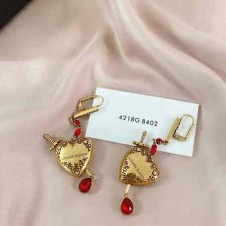 亞厲山大麥昆愛心耳環同步專柜高
