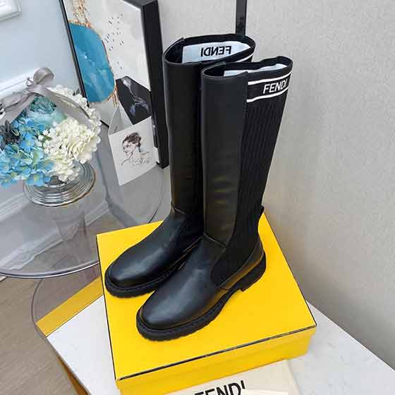 歐洲站品牌Fend冬季新款高幫女靴 全牛皮側拉鏈騎士靴長靴