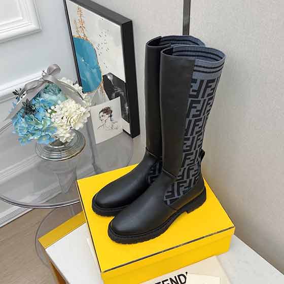 折扣800網Fend中筒靴Rockoko超顯瘦過膝靴