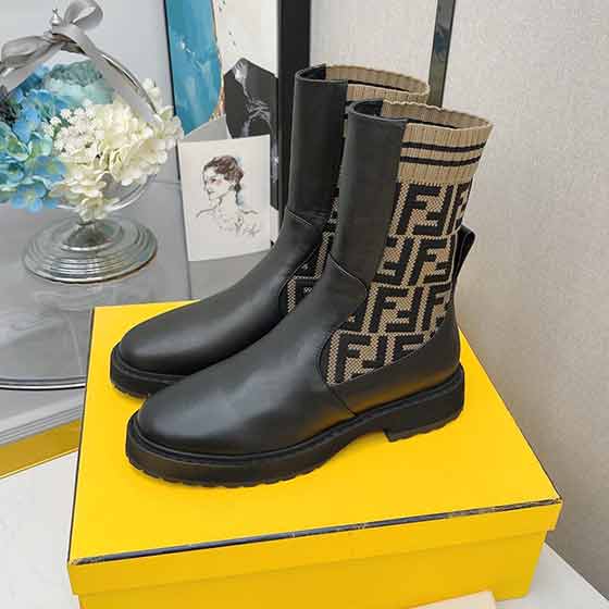 大品牌折扣網Fend FF襪子彈力短靴，超顯瘦過膝