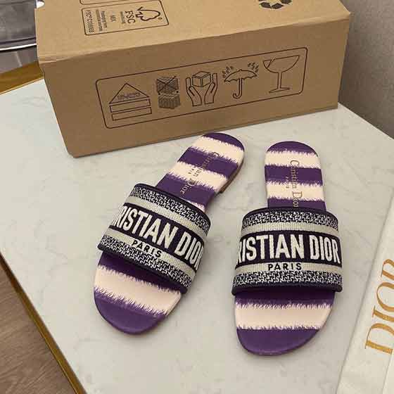 Dior早春Dway拖鞋，經典標志刺繡，個