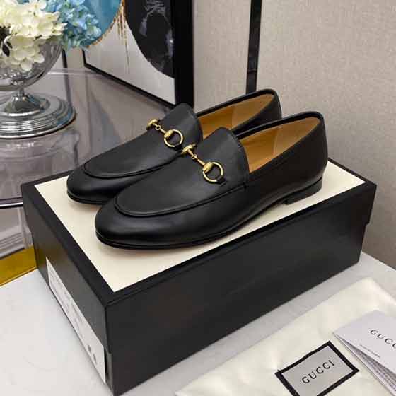 溫嶺女鞋網工廠意大利雕花真皮大