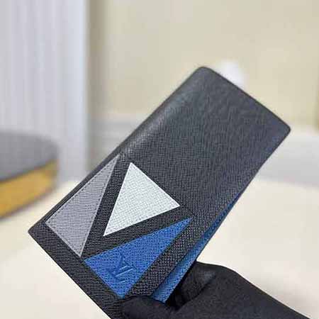 lv手包網(wǎng)Taga皮革BRAZZA 錢夾M30