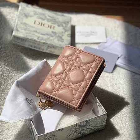 精仿名品網Dior粉色藤格紋羊皮革