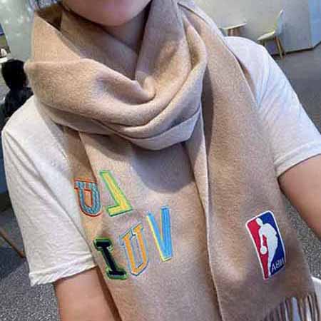 LouisVuittonxNBA聯名限量款圍巾 羊絨羊毛圍巾披肩