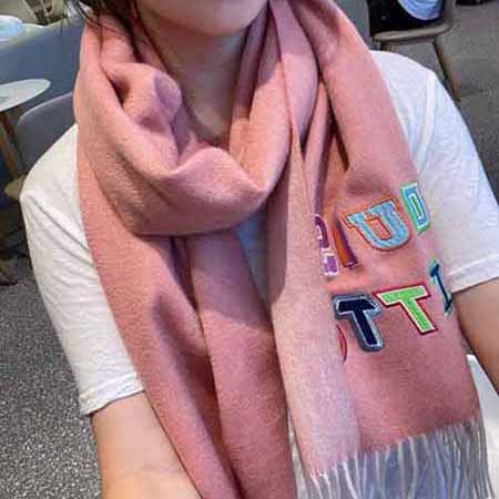 LouisVuittonxNBA聯(lián)名限量款羊絨圍巾女冬季新款大品牌百搭高等感保暖圍脖