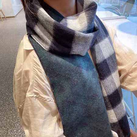 Burberry雙面復(fù)古印花羊絨圍巾披肩流蘇高等