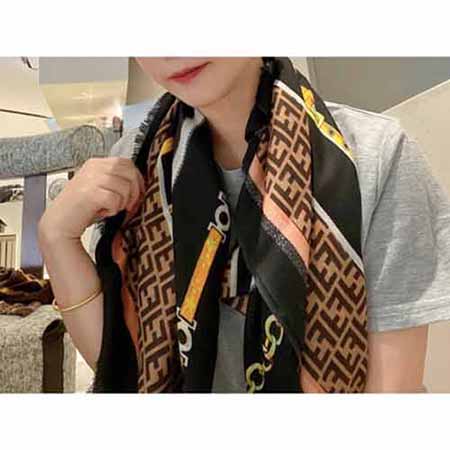 fendi女士圍巾秋冬季新款大品牌高等感羊絨字母咖色高等披肩外搭