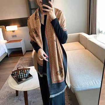 burberry羊絨圍巾女冬高等感高等女士加厚保暖披肩外搭