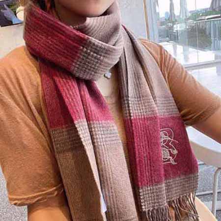 Burberry戰馬系列羊絨圍巾女士冬季時尚高等感高等空調披肩外搭