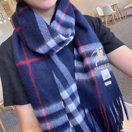 巴寶莉女士圍巾披肩，萬年經(jīng)典巴格戰(zhàn)馬系列小圍巾