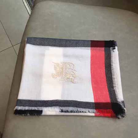 巴寶莉原單殿堂級皇室專柜新款圍巾披肩