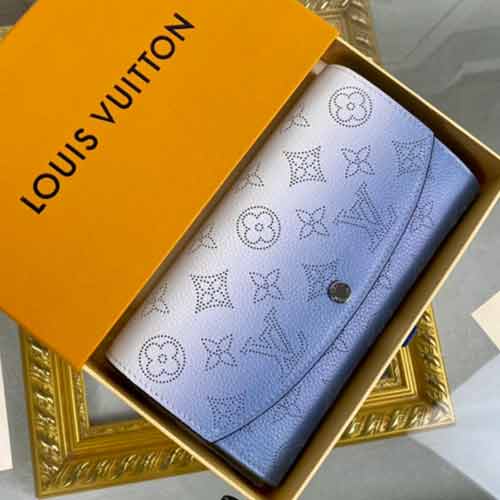 LV M60145漸變藍錢夾：原單精仿，品質與顏值雙在