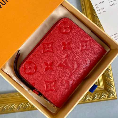 路易威登經(jīng)典Zippy拉鏈零錢包，大紅色精致皮革，金色配件盡顯優(yōu)雅！