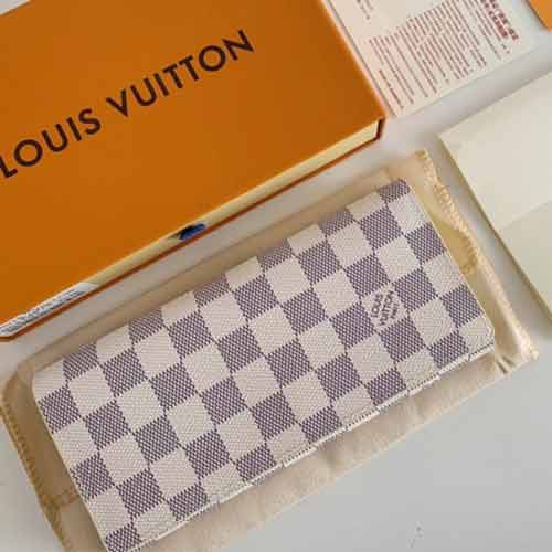 路易威登Monogram錢夾：多功能設計，整齊有序，讓你