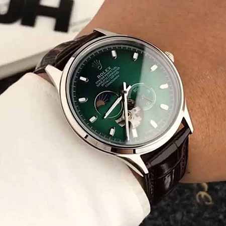 勞力仕日月星辰系列，更是品味與生活尊貴象征！