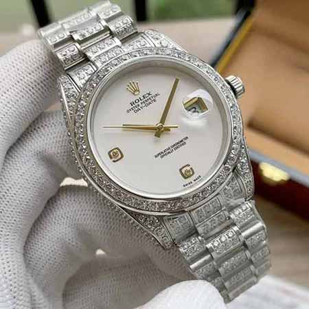 ROLEX（勞力士）男士滿日志復(fù)刻高版本機械手表！