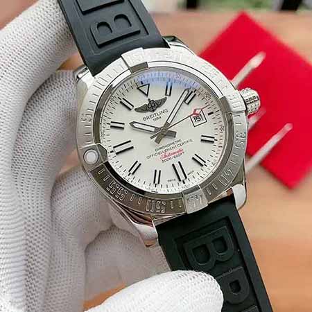 百年靈 Breitling 復(fù)仇者系列 西鐵城8215全自動機(jī)械手表